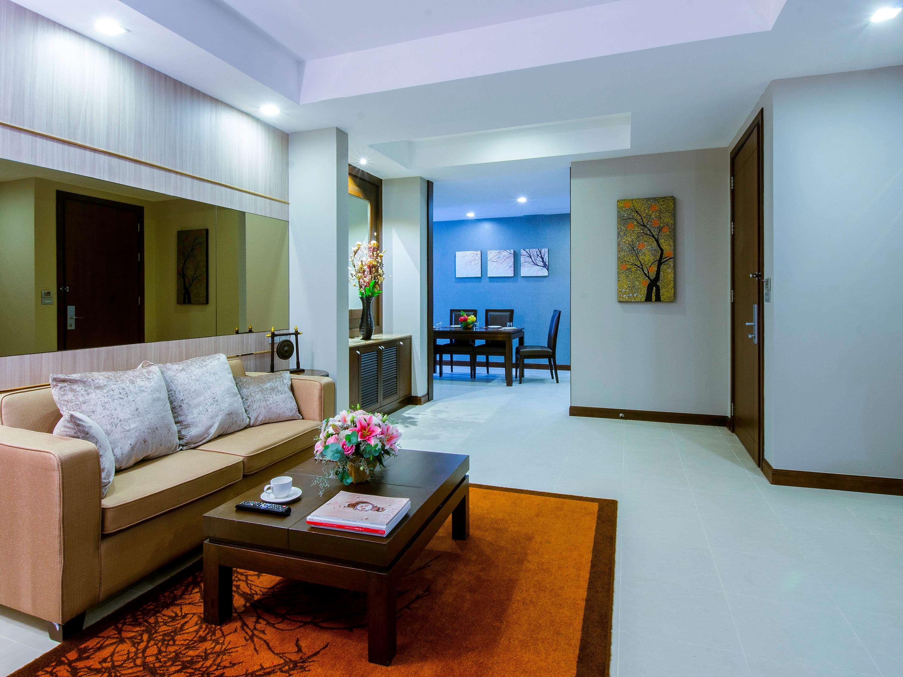 Grand Mercure Bangkok Asoke Residence Екстер'єр фото